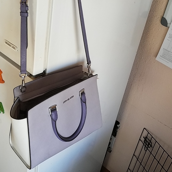 Michael Kors lavendar and cream purse
